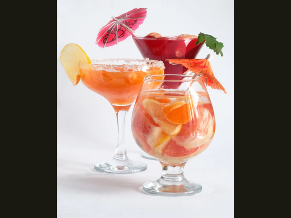 Наздравица с плодов коктейл!