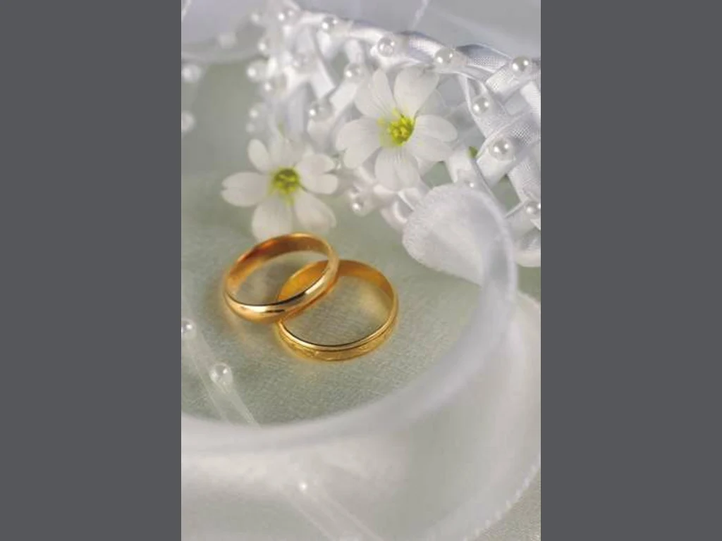 Завинаги преплетени брачни халки!